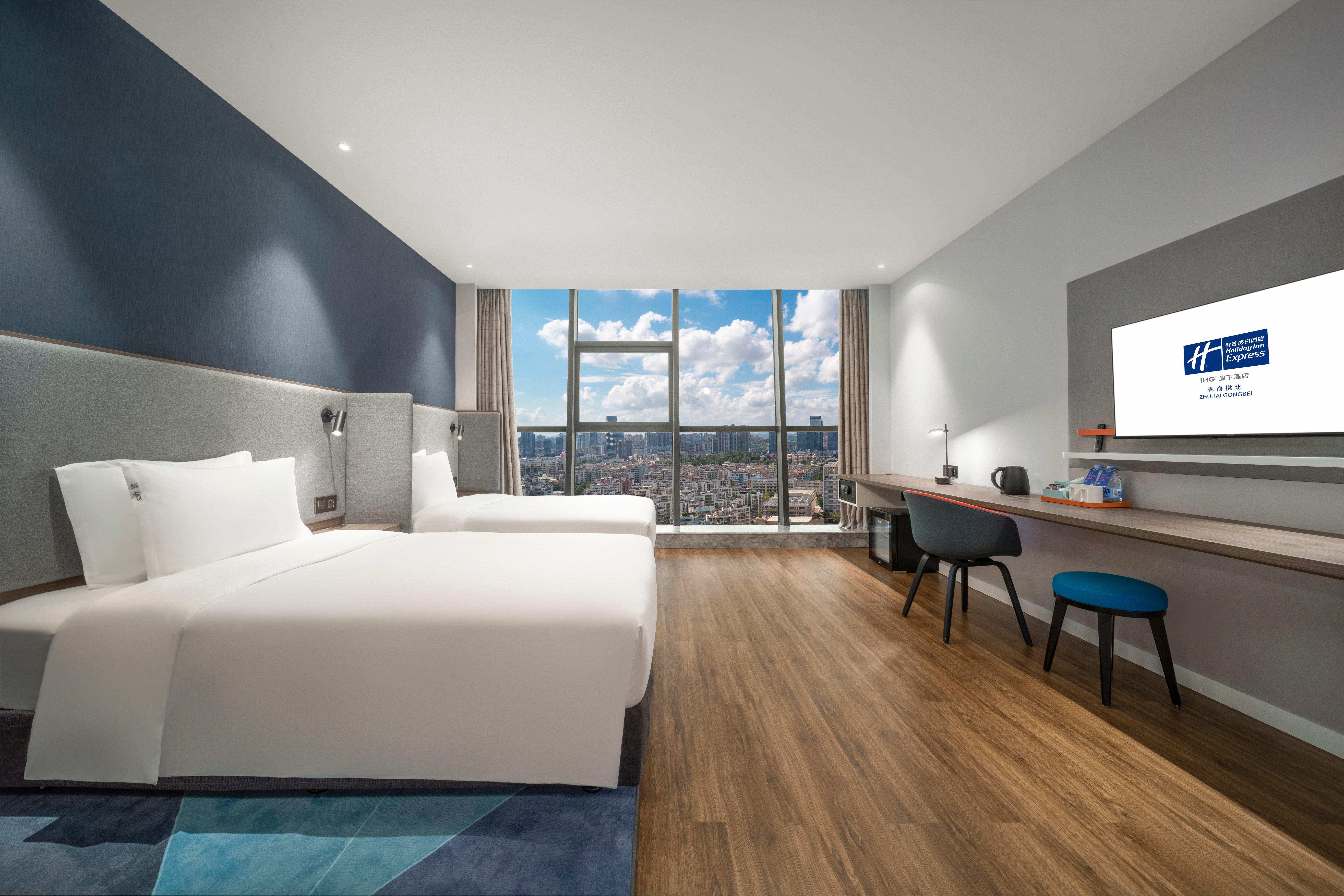 Holiday Inn Express Zhuhai Gongbei By Ihg Exterior photo